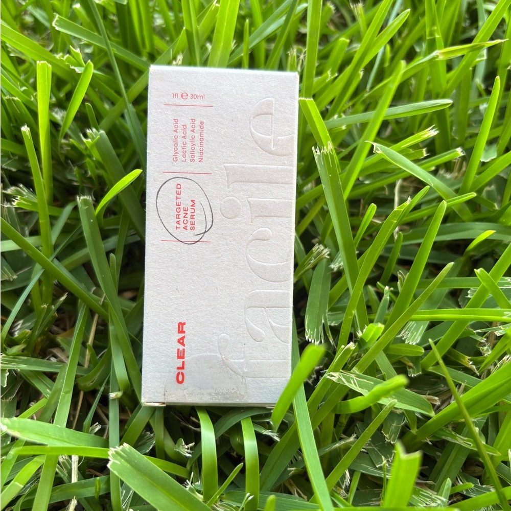 Facile Clear Targeted Acne Serum